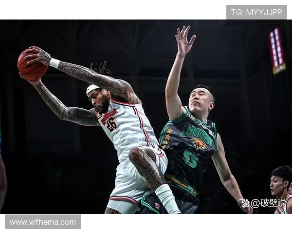 杭州篮球队配合问题引发热议球迷对战术执行和团队默契的不同看法