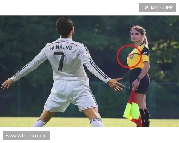 足球明星搞笑穿搭大揭秘让你捧腹大笑的时尚瞬间